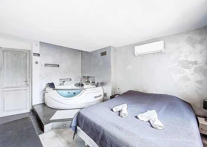 Holiday Home La Bressado-3 By Interhome بيت للعطل ليه ليكيه