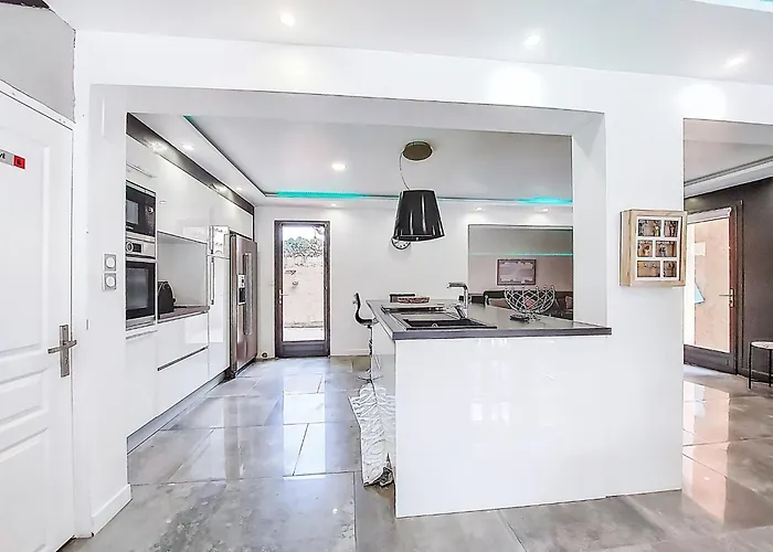 Holiday Home La Bressado-3 By Interhome ليه ليكيه